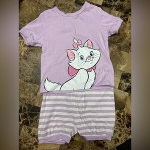 Disney pajamas “aristocats “ 18-24 months